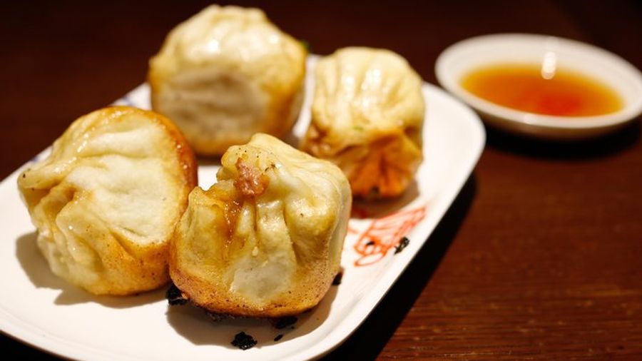 Shanghai: Xintiandi, French Concession Small-Group Food Tour