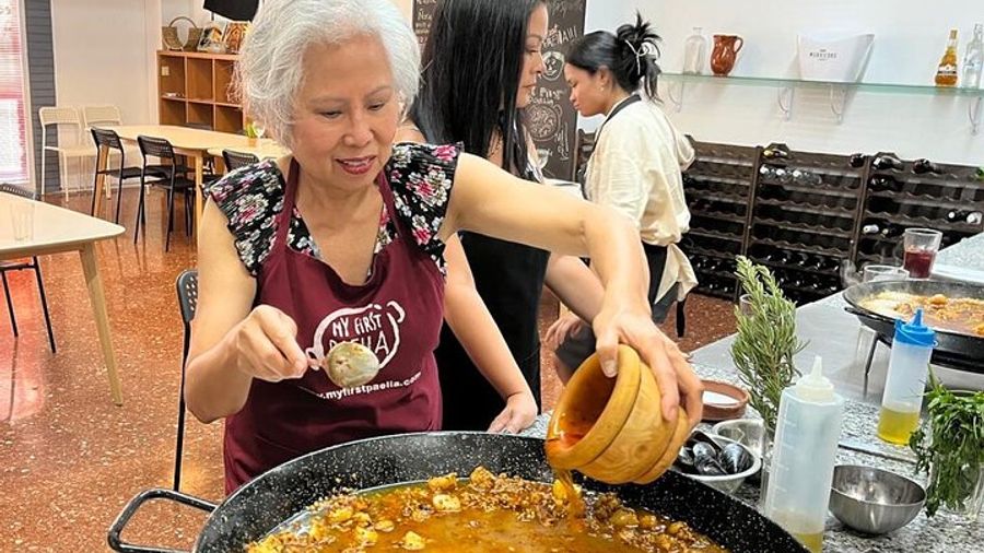 Valencia Seafood Paella Cooking Class With Sangria and Market