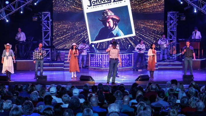 Clay Cooper's Country Express in Branson