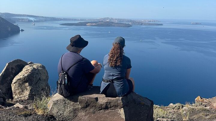 Santorini's Famous Fira to Oia Hike: A Private tour Adventure