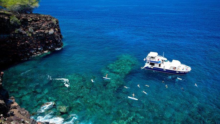 Deluxe Kona Coast Snorkel and Lunch Cruise