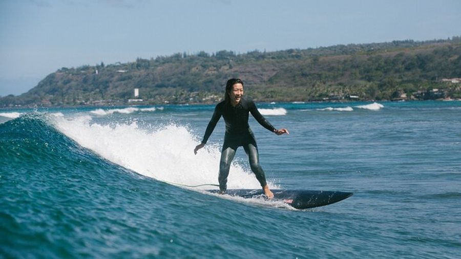 Oahu: North Shore Beginner Guided Small-Group Surfing Lesson