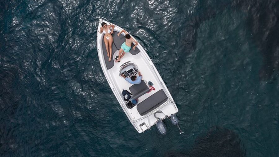 Santorini Full-Day Boat Rental: No License, Groups up to Six