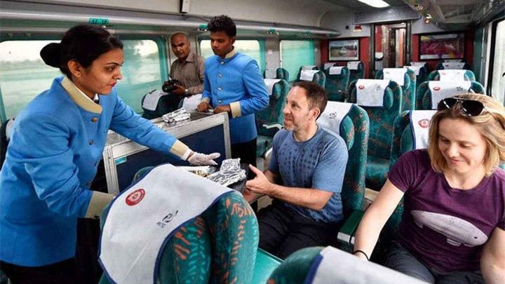 Taj Mahal Gatimaan Express Train Private Full-Day Argra Tour