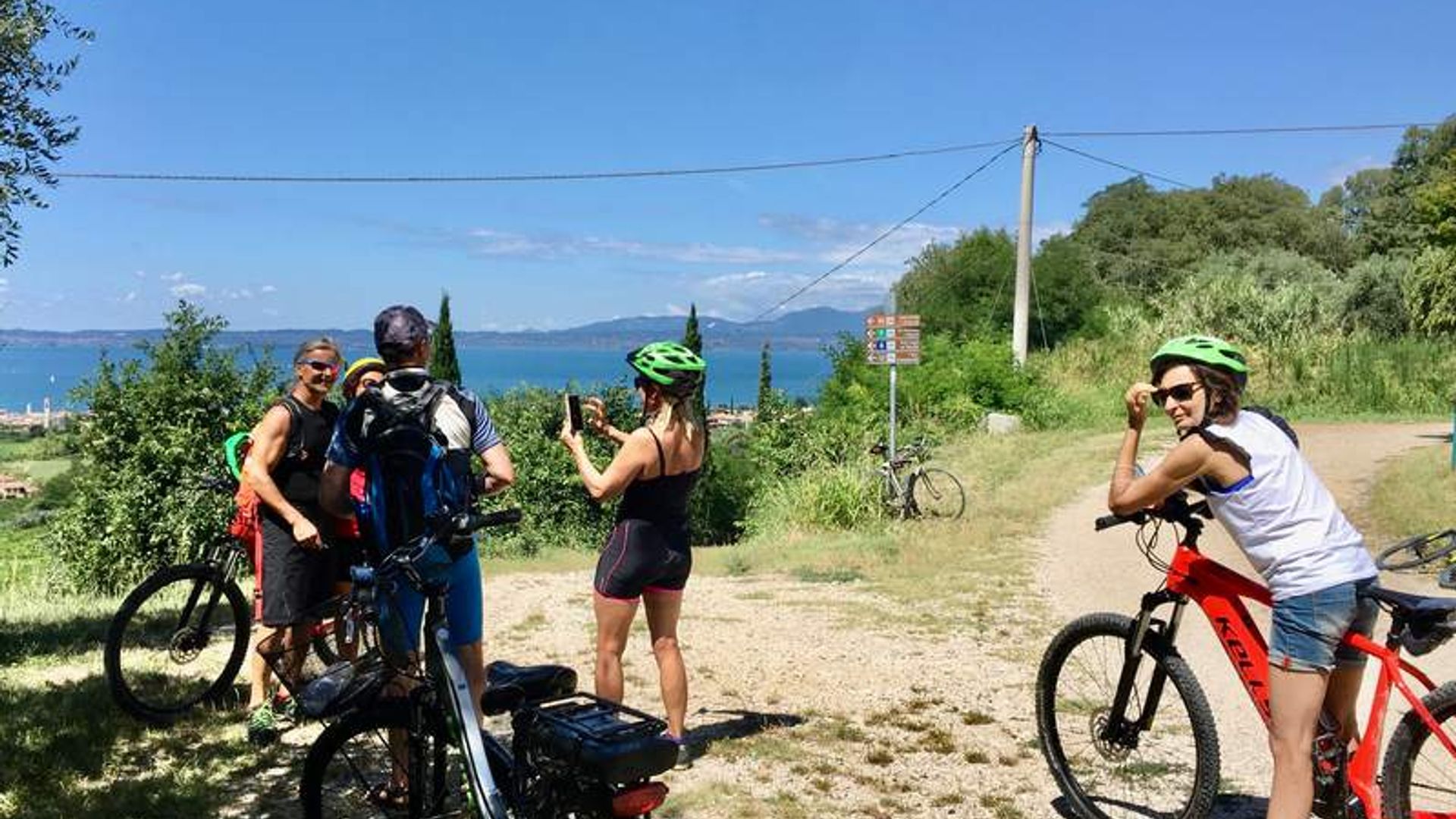 E-Bike Tour and Wine Tasting from Bardolino
