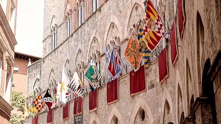 Siena, San Gimignano and Chianti Tour Including Winery Visit