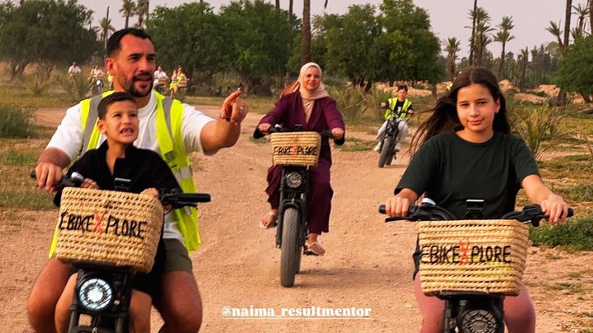 Marrakech E-Bike Tour: Ride the Medina & Off-Road Desert Adventur