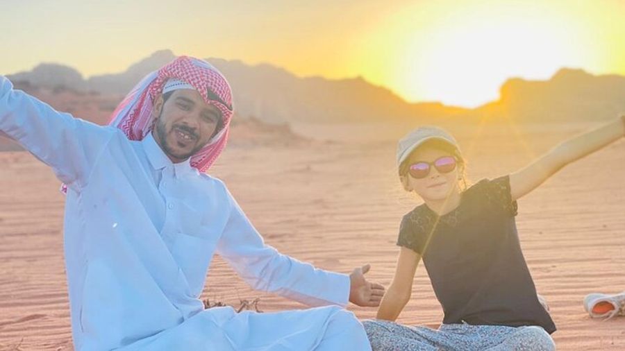 Full Day Jeep Tour & Traditional Lunch - Wadi Rum Desert Highlights