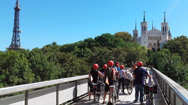 Lyon: Small-Group E-Bike Tour With Local Guide