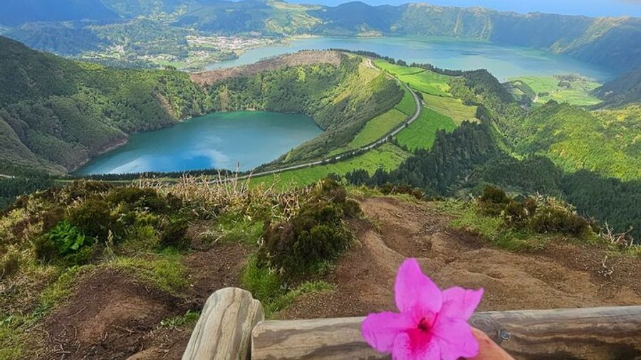 São Miguel Azores: Explore the dramatic crater of Sete Cidades