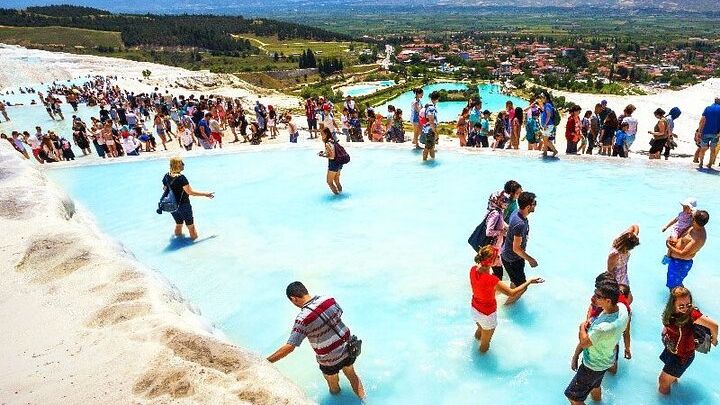 Pamukkale and Hierapolis Small-Group Tour From Izmir