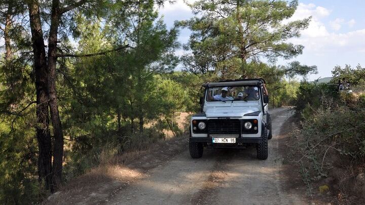 Kemer Jeep Safari Tour with Lunch at Riverside