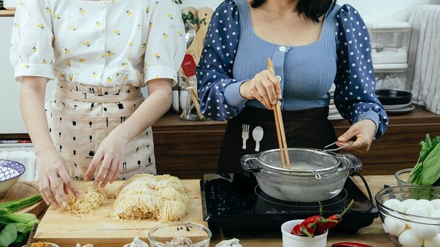 Cooking lesson in Catania with lunch or dinner