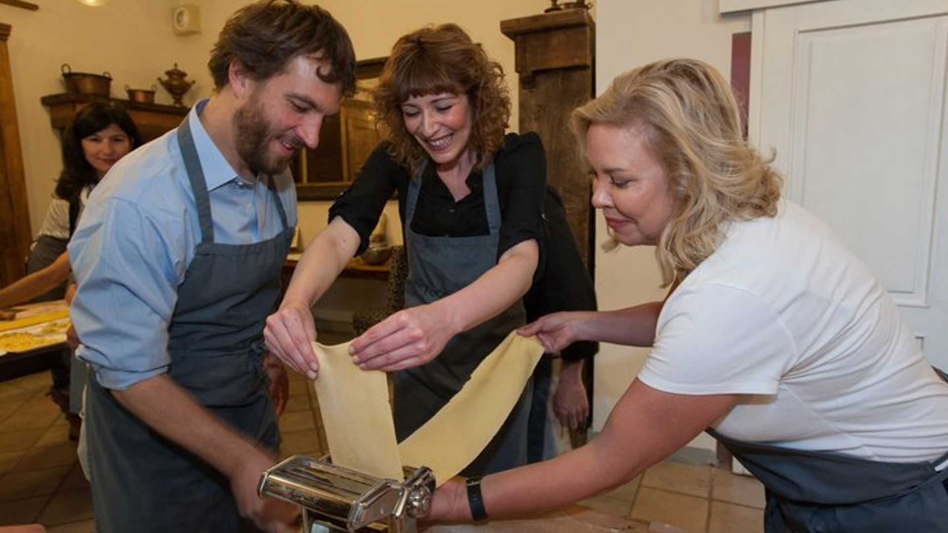 Florence: Small-Group Pasta Cookery Class With Unlimited Wine