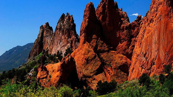Small Group Tour of Pikes Peak & the Garden of the Gods Denver
