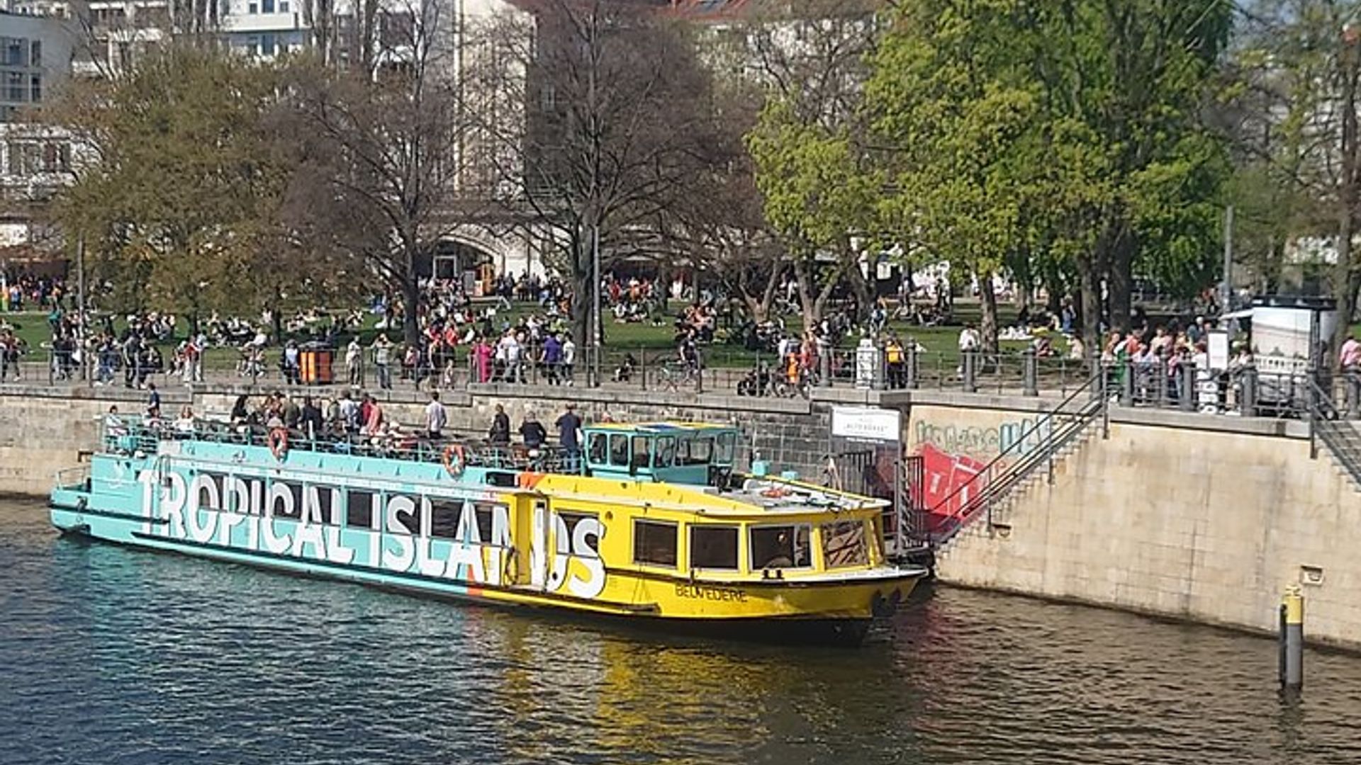 Berlin East Side Highlights Boat Trip