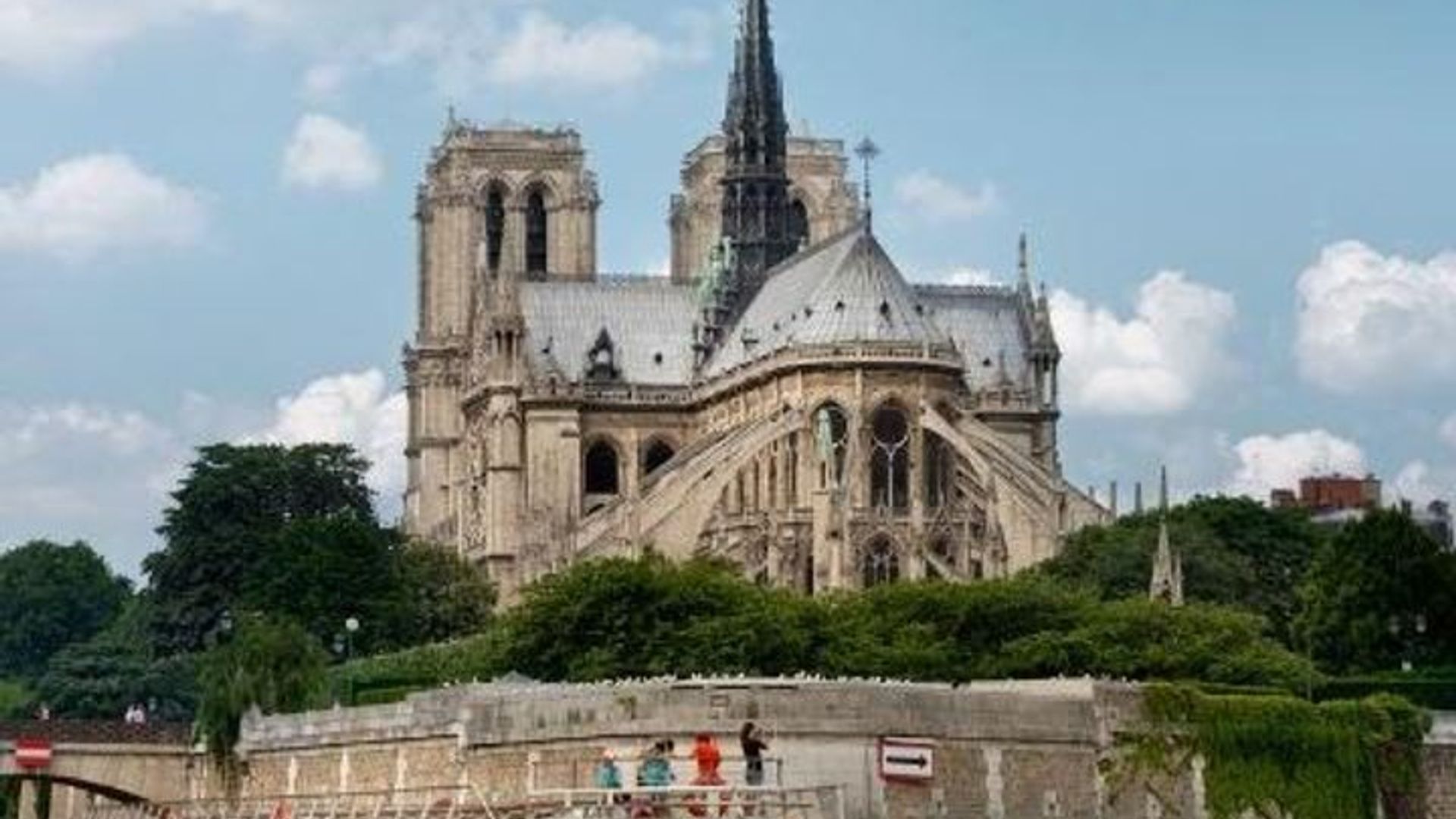 Paris Seine River Sightseeing Cruise With Commentary