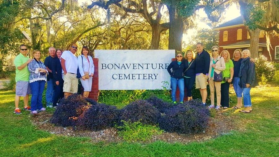 Bonaventure Cemetery Scenic History Art Symbols and Film Tour