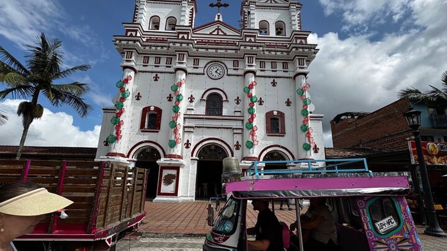 Guatape Full Day Private Tour with Penol Stone from Medellin