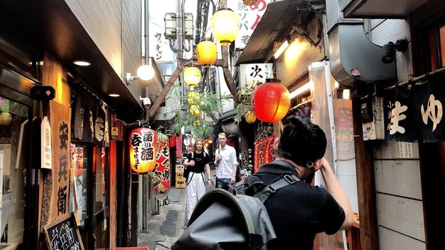 Tokyo by Night: Small-Group Photography Tour