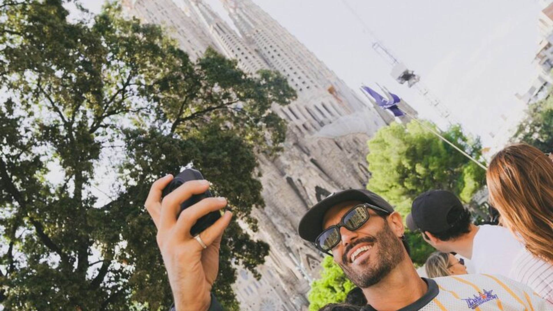 Visite de Barcelone en vélo électrique en petit groupe : Explorez avec un Guide local