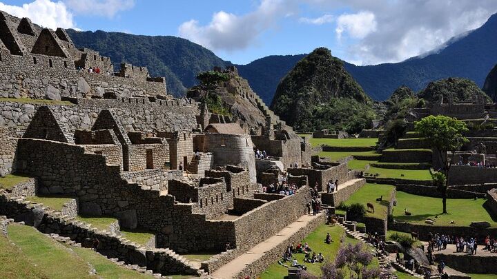 8-Days Best of The Inca Empire from Lima, Cusco, Sacred Valley and Machu Picchu