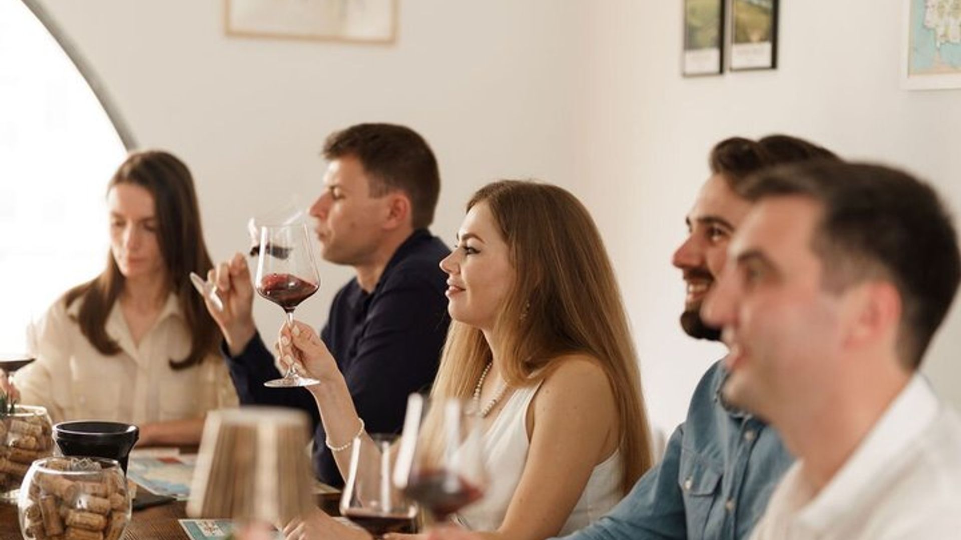 Nice City Center Small-Group French Wine Tasting Experience