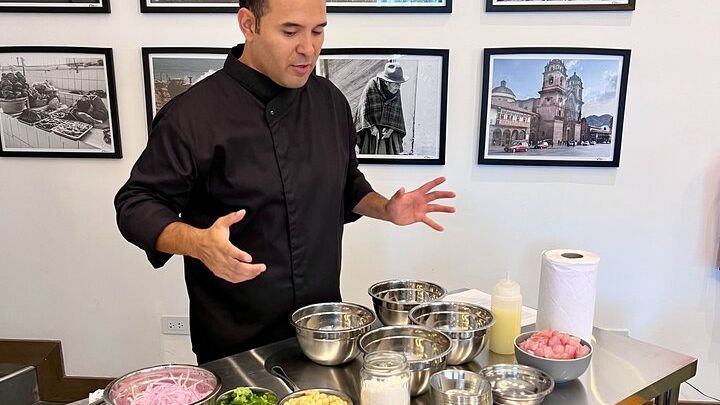 Lima: 4-Course Peruvian Cooking Class with Pisco Sour Mixology