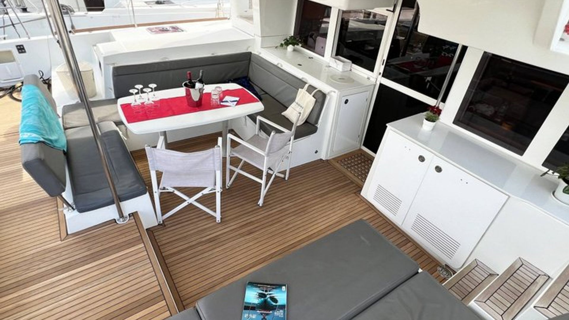 A full-day Maddalena catamaran tour, with lunch