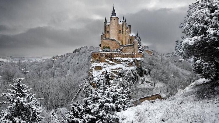Travel through Segovia and Avila in a Small Group from Madrid