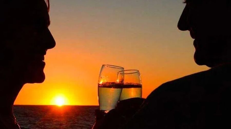 Ibiza Boat, Beach, and Cave Experience With Drinks
