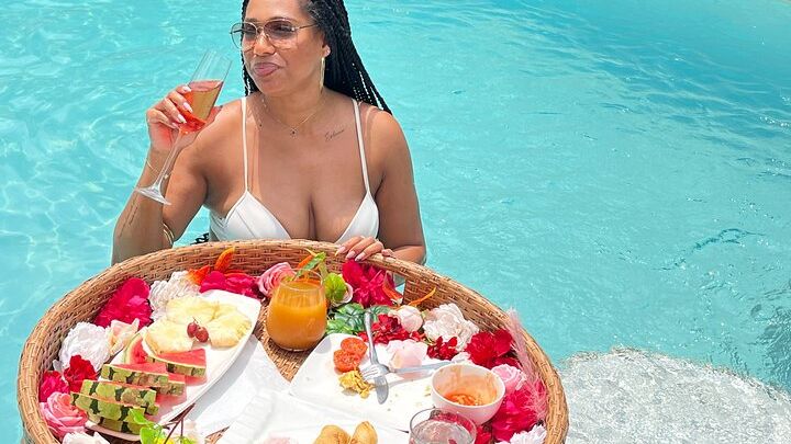 Floating Brunch Pool Experience