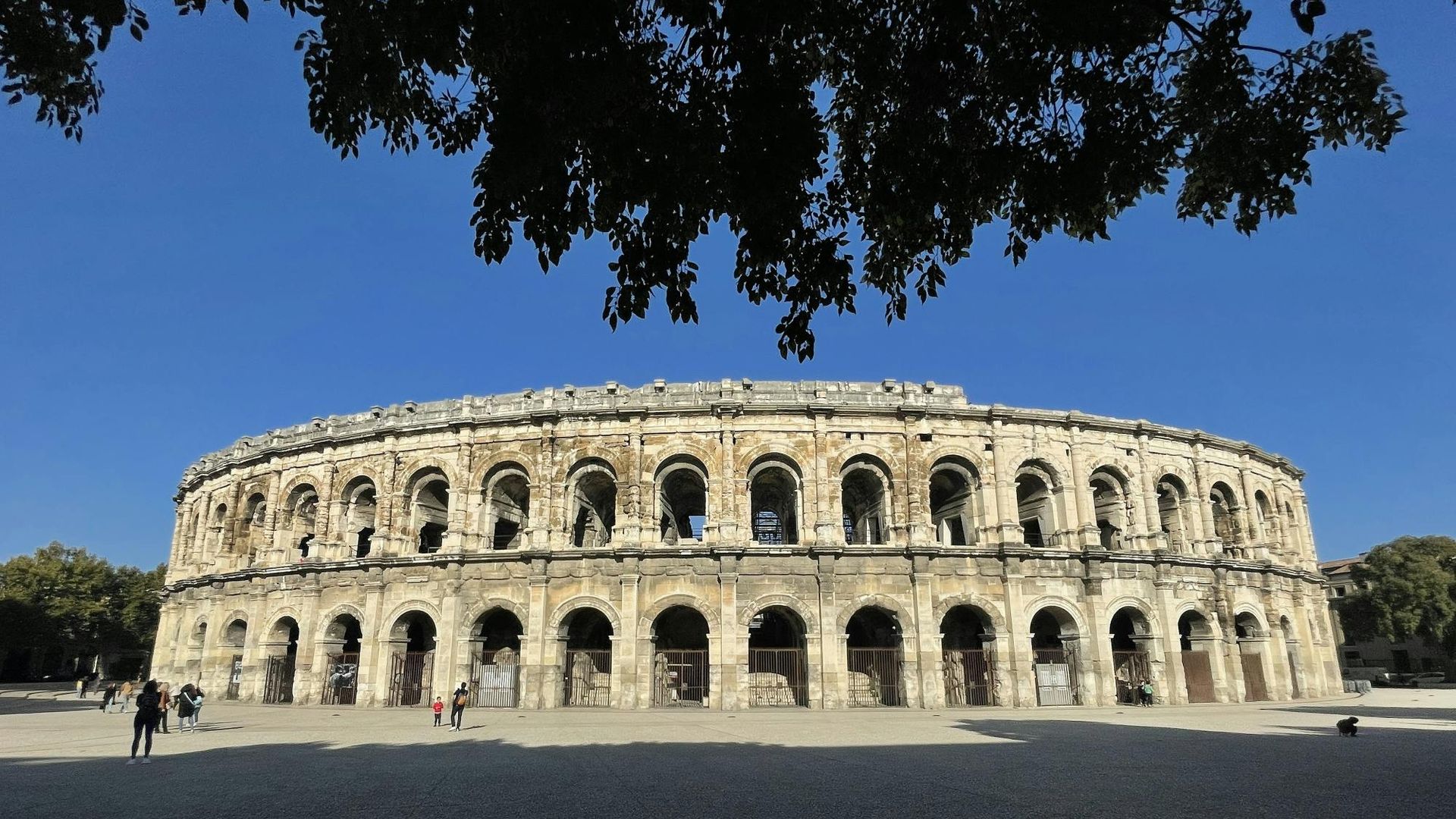 Nîmes Amphitheatre Entrance Tickets