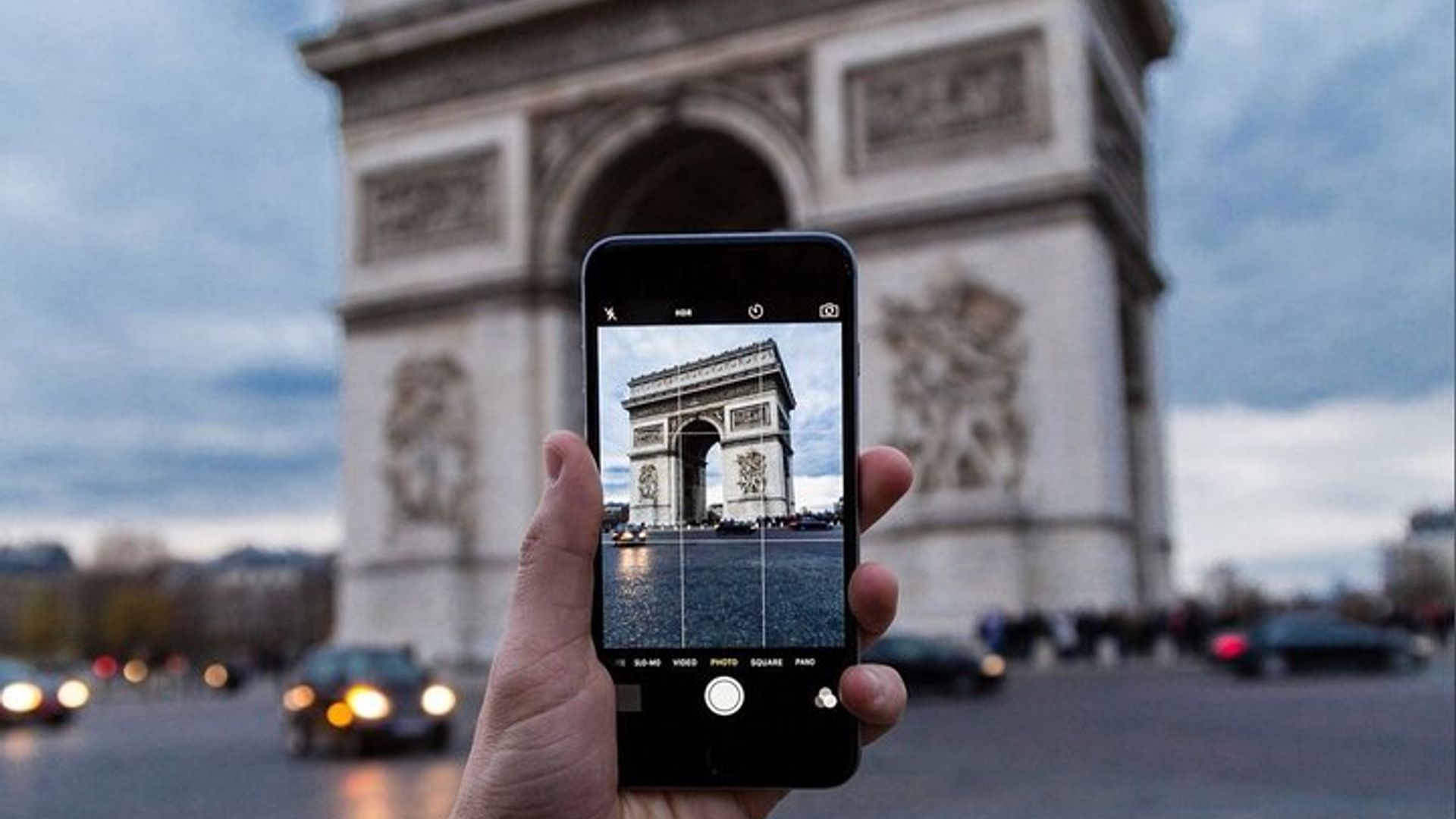 Paris Arc de Triomphe Ticket and Audio Tour