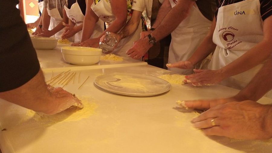 Sicilian Group Lunch or Dinner Cooking Class in Taormina