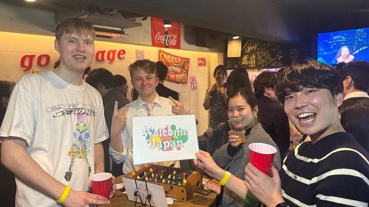Shibuya Evening Party with Unlimited Alcoholic Drinks
