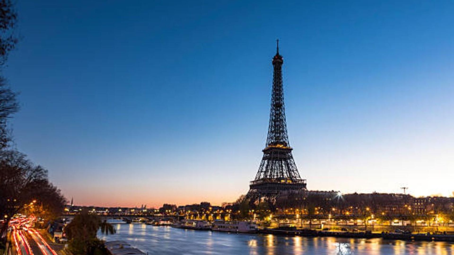 Paris: Dinner at the Eiffel Tower, Cruise, Moulin Rouge