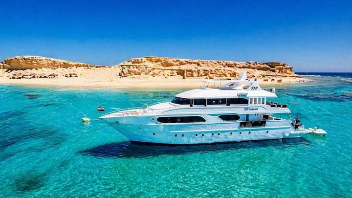 White Island & Ras Mohammed Boat Trip with Diving And Snorkeling