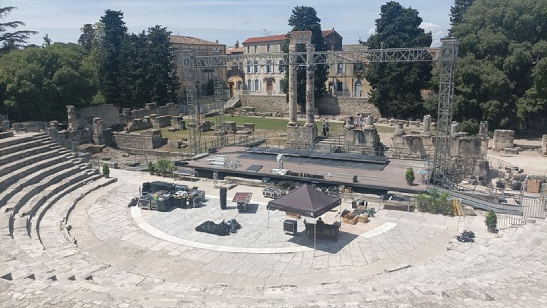 Visita guiada privada de los monumentos romanos de Arlés y el sendero Van Gogh