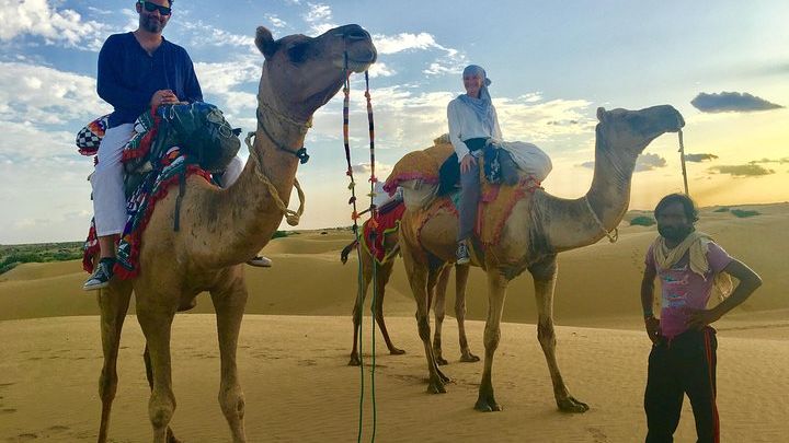 Small-Group Overnight Tour with Sunset Camel Ride, Thar Desert