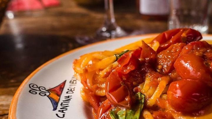 Naples Shore City Tour, Pompeii & Winery .