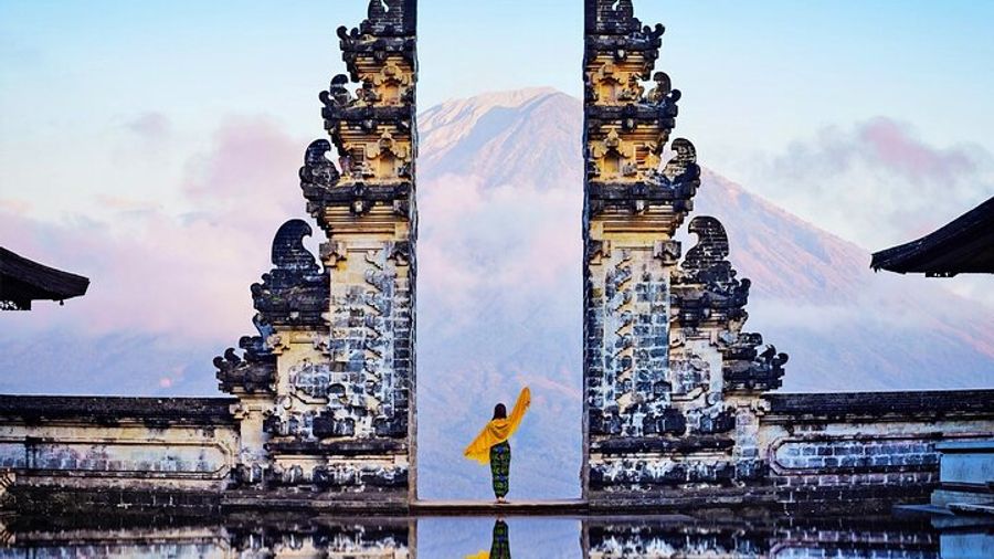 Lempuyang, Tirta Gangga, and Sidemen Private Full-Day Tour