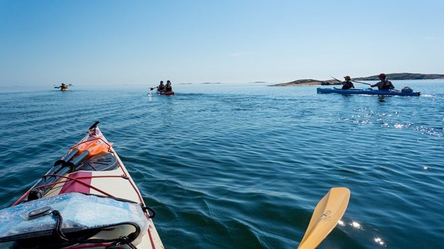 Stockholm Archipelago Small-Group Kayak Tour with Transit Food