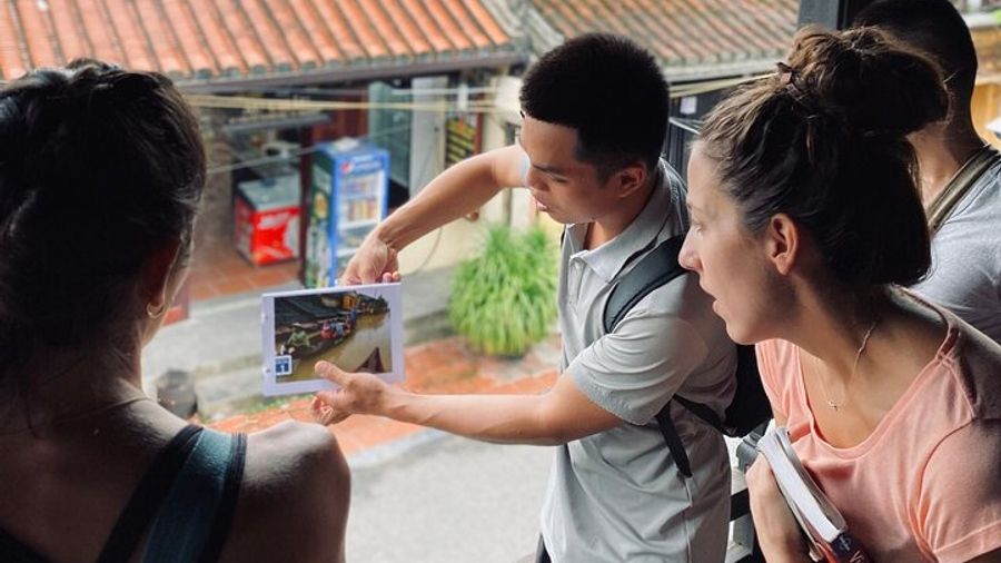 Hoi An Ancient Town Walking Tour with a Local