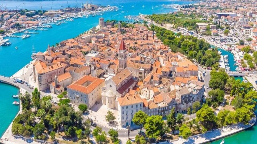 Split and Trogir Private Tour With Hotel Pickup and Drop-off