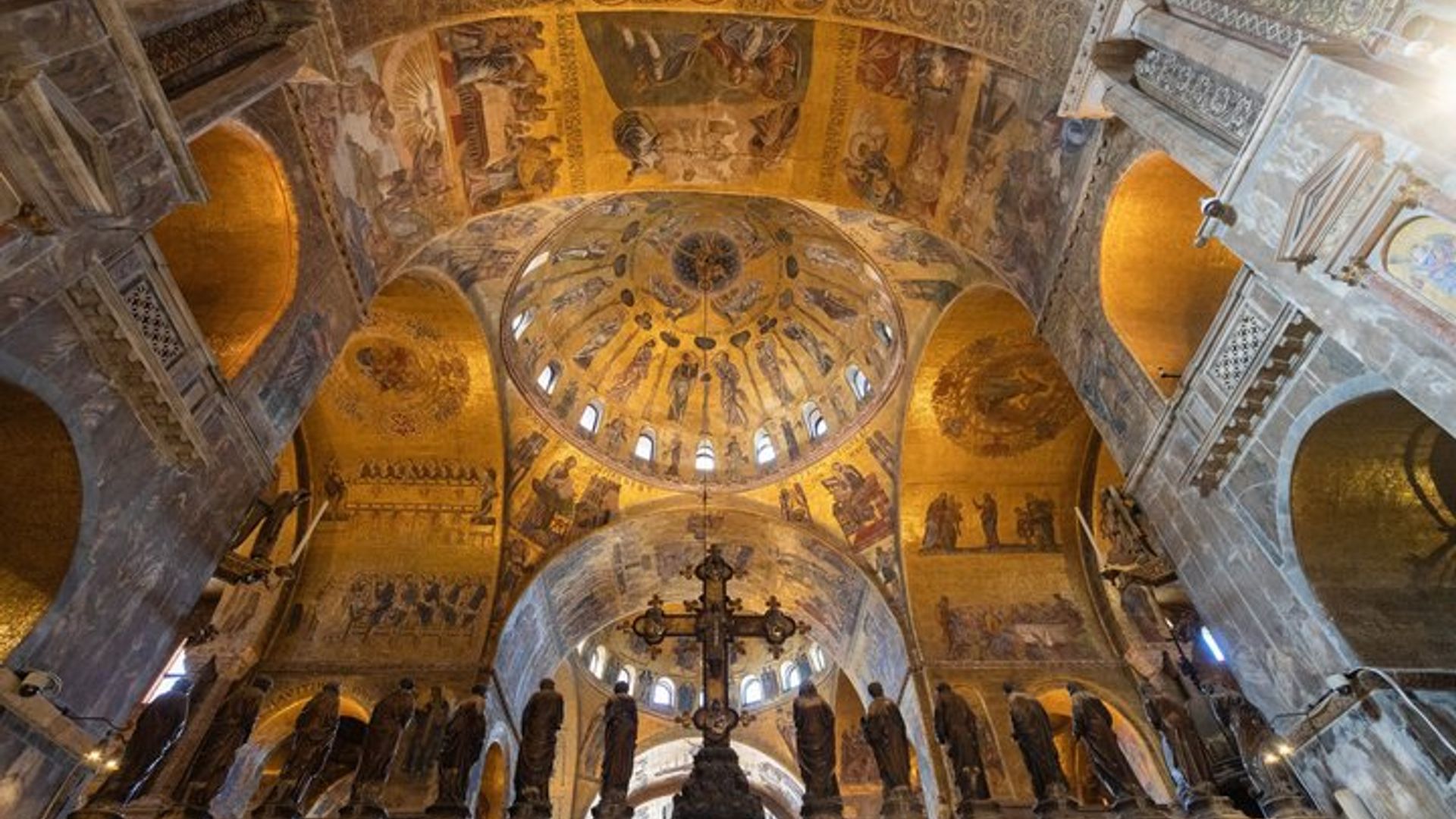Venice in One Day: Doge's Palace, St. Mark's & Gondola
