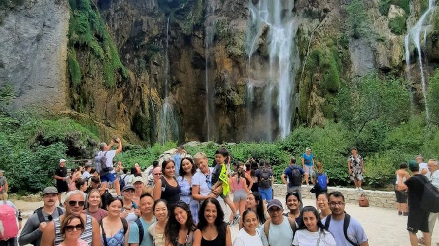 Zagreb to Split, Omiš & Trogir Guided Transfer with Plitvice Stop