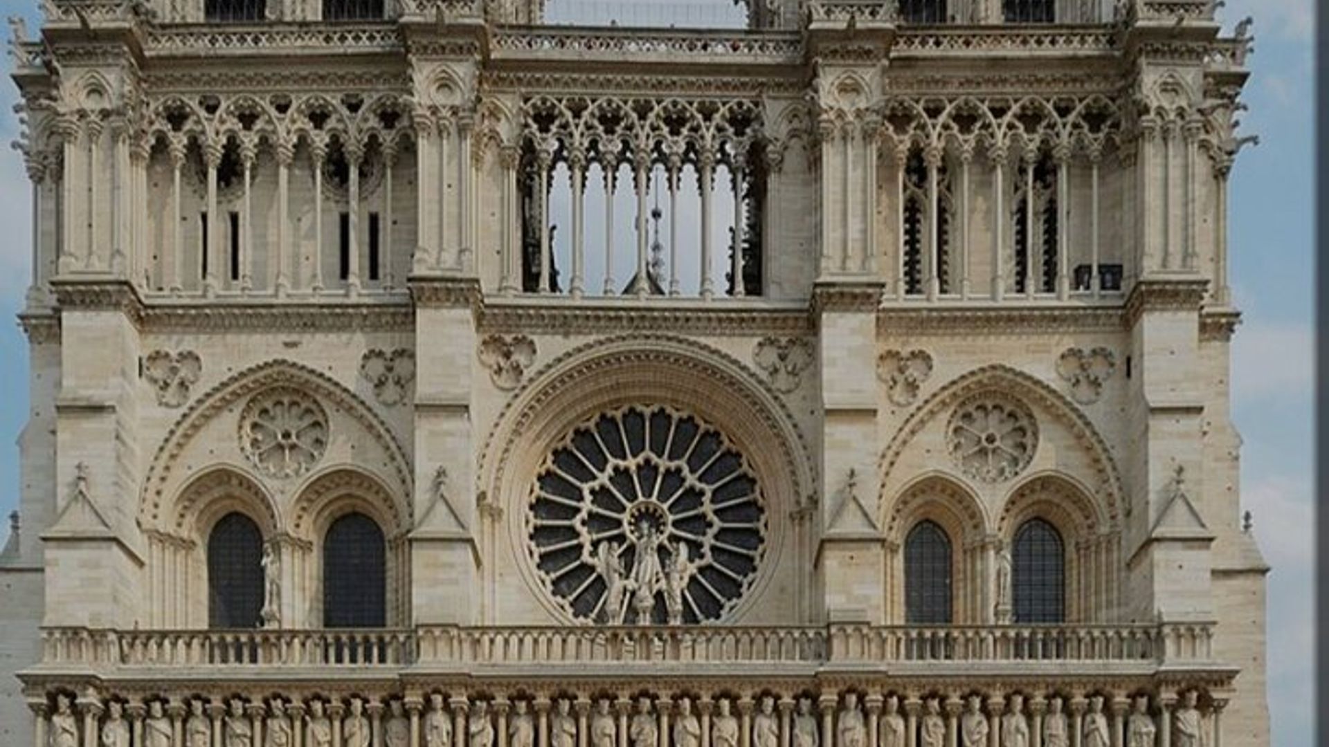 Tour Privato a Piedi della Cattedrale di Notre-Dame di Parigi con Ingresso