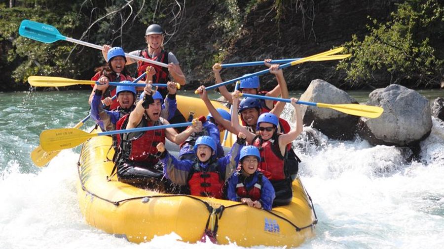Kananaskis River: Small-Group Rafting Tour from Banff/Canmore