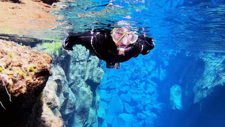 Self drive: Drysuit Snorkeling in Silfra - with underwater photos